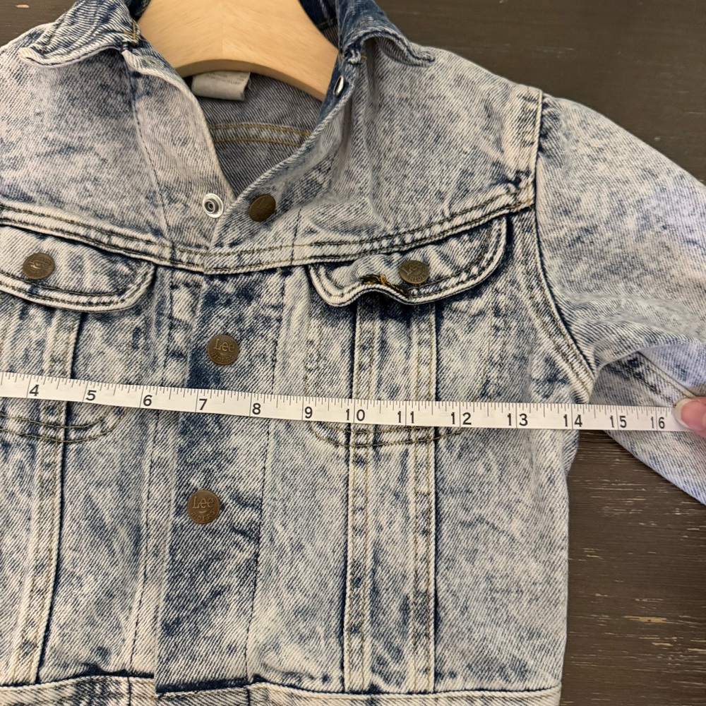 Vintage Lee Kids Light Acid-Wash Denim Jacket - Blue/White Size 6 - Picture 8 of 9